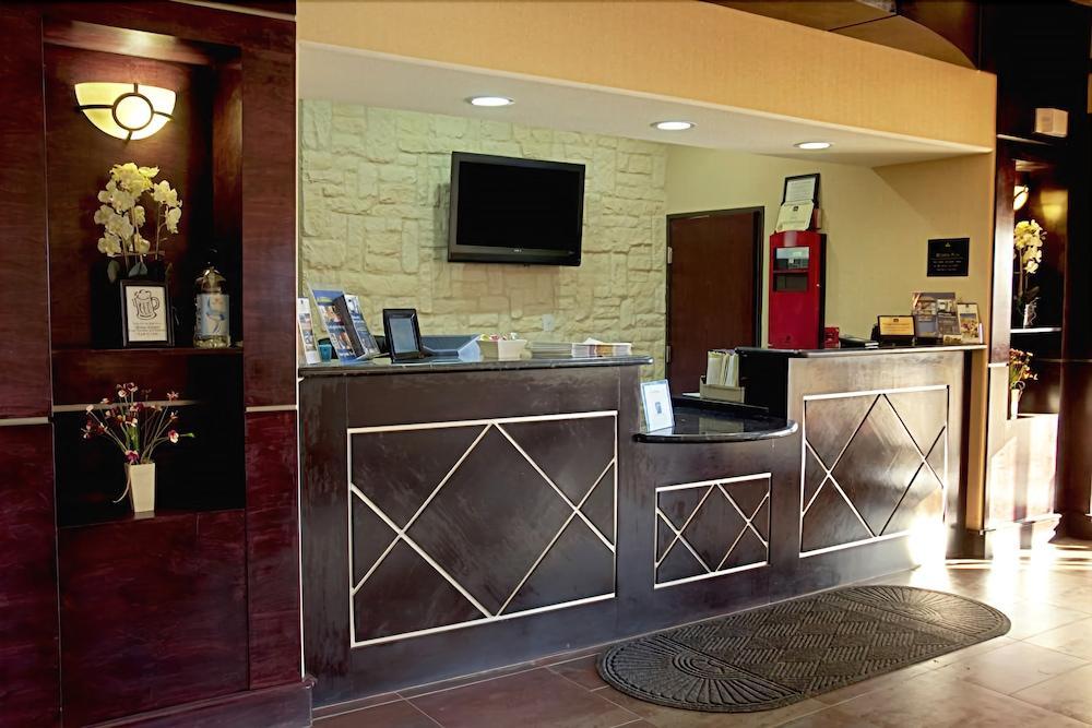 Best Western Bowie Inn & Suites Exterior photo