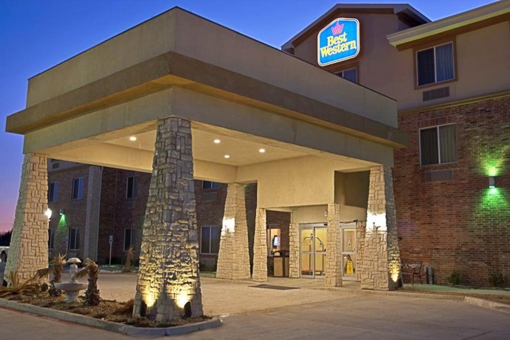 Best Western Bowie Inn & Suites Exterior photo